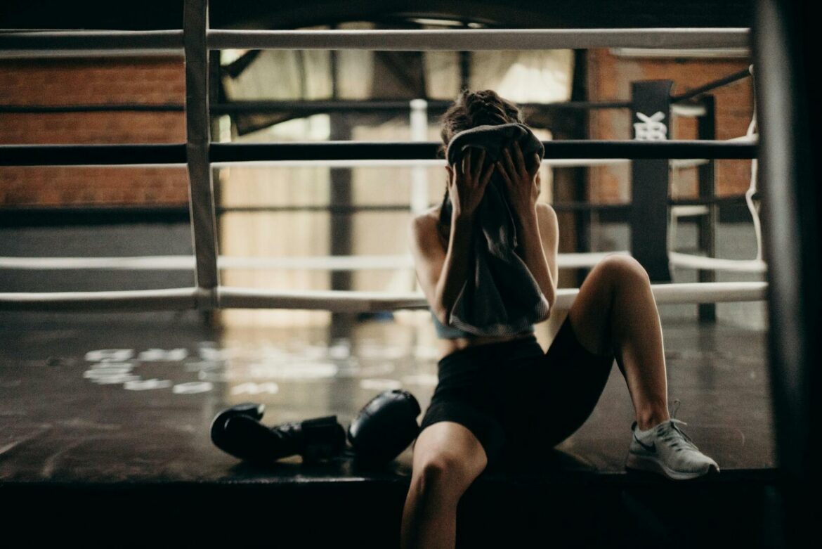 Jakie akcesoria fitness warto mieć w domowej siłowni?
